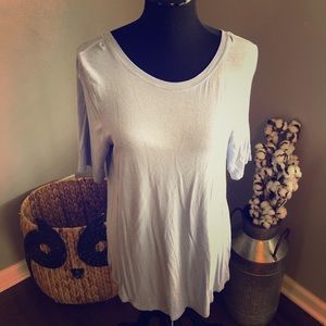 Women’s blue top